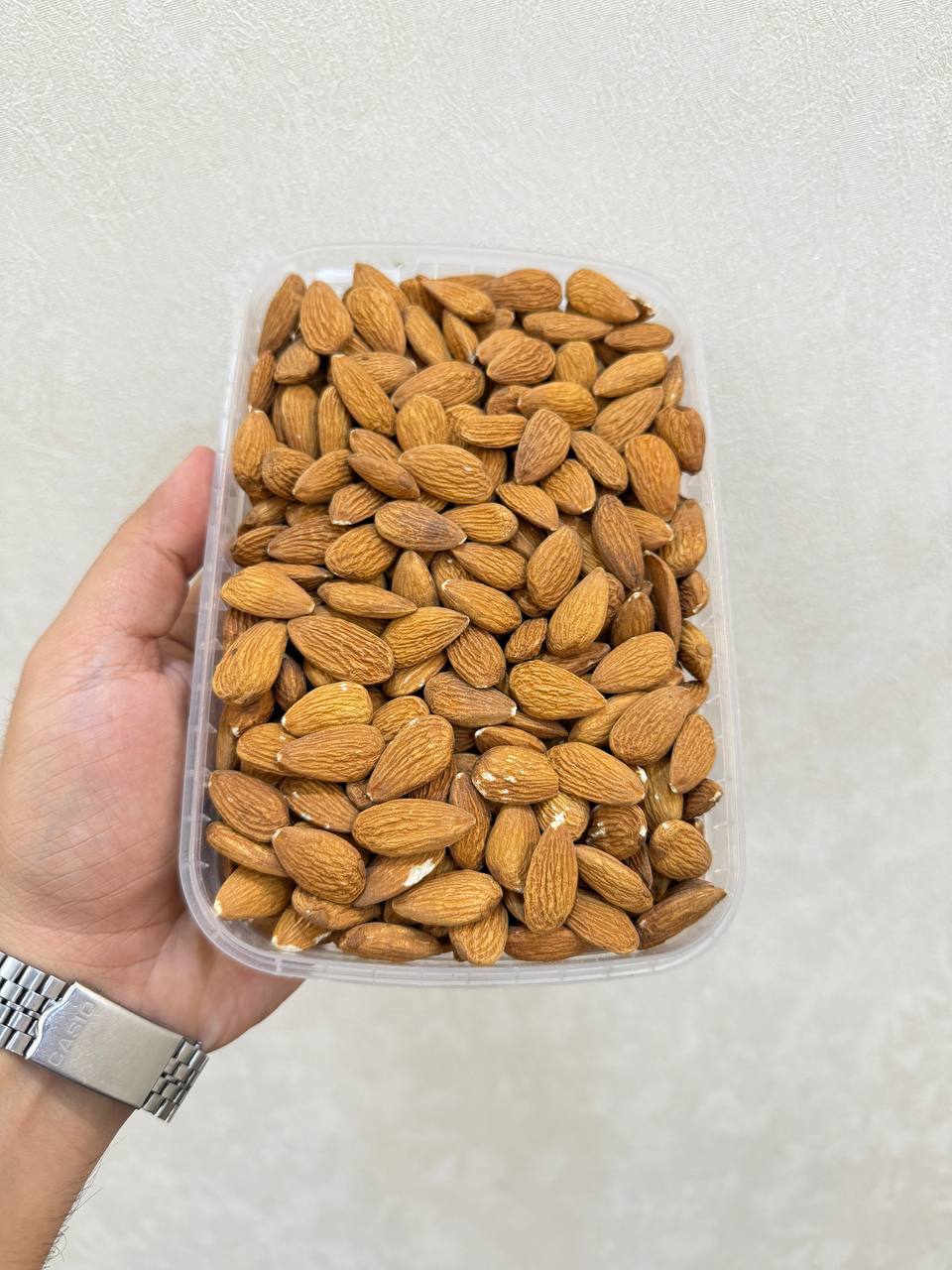 مغز بادام زرین خام عمده(5 کیلوگرم) مغز بادام زرین خام عمده(5 کیلوگرم) - تصویر 1